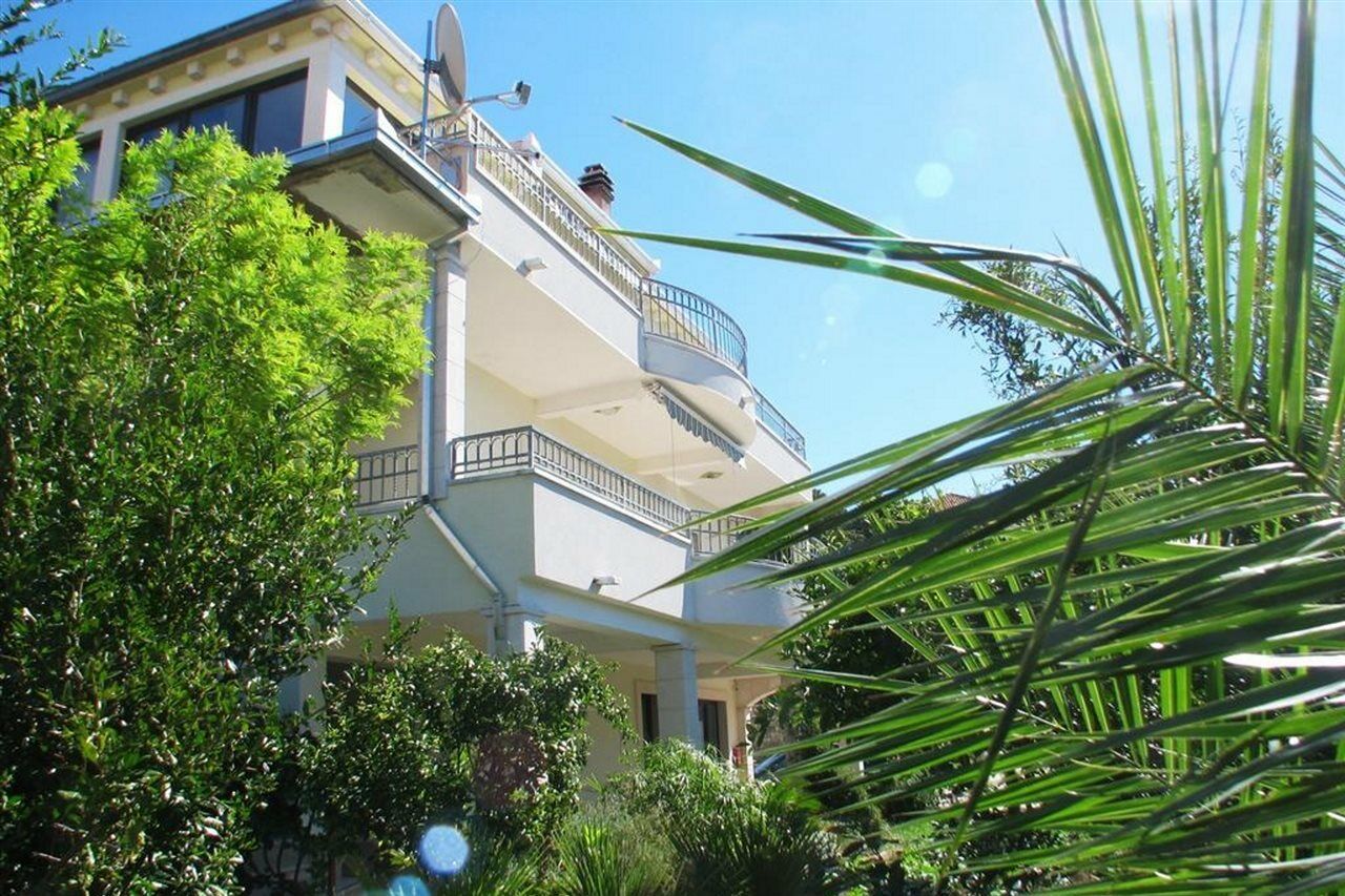 Apartments Miljak Omiš Εξωτερικό φωτογραφία